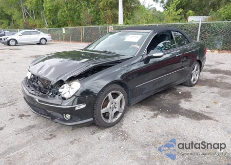 2007 Mercedes-Benz Clk 550 from USA, damaged, VIN WDBTK72F47T080136